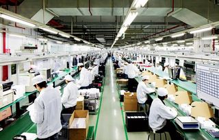 特朗普威逼利诱，能让苹果制造重返美国软件开发吗？